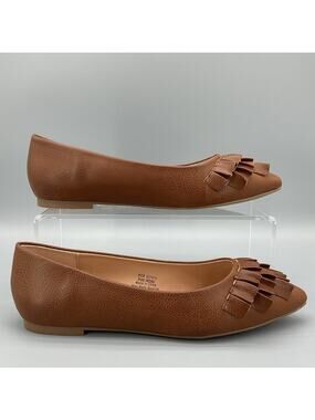 NEW Journee Collection Women’s Judy Pointed Toe Flats Tan Size 9.5W